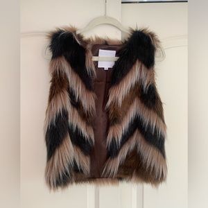 Stylish faux fur vest - great condition!